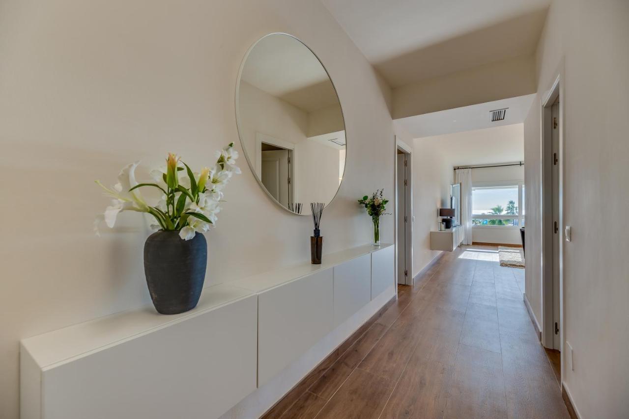 Vacation Marbella I Top 1 Puerto Banus Sea Front Rental, Renovated Экстерьер фото